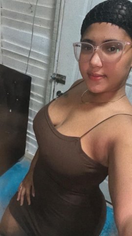 Hi love daddy, I'm available for you 24/7 love😘🥰 - 22 - 1