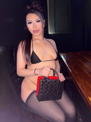 Seahawks Winning Experience 💋💦 5'4 Slim Thick & Brunette Latina Mami Back In Town 💋💦🍑 - 21 - 1