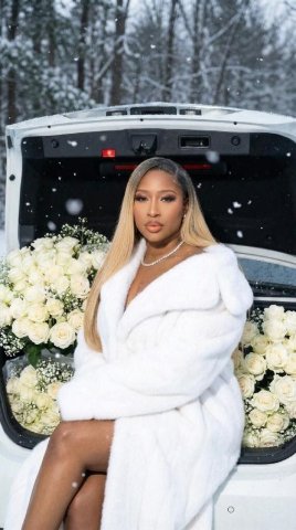 SUBMISSIVE MEN ONLY 🍫FOR A WALLET DRAIN 💲FINDOM 🔗⛓⛓⛓💲💲🧴 Heree Mistress Tia Monroe ❤️❤️ Text Only 📟📱 - 28 - 1