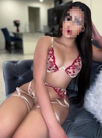 Hello, my name is Claury. I'm available 24/4 hours a day, ready to do everything you like ❤️❤️❤️❤️❤️❤️❤️I don't accept deposit only cash ❤️❤️❤️ - 27 - 1