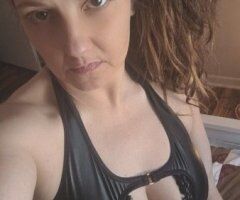 Specials all night long!! its Vday! solo and duo: this isnt a tease, its an invitation...please read bio! - 31 - Image 2
