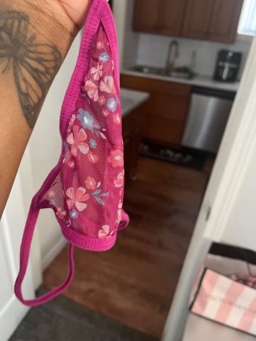 $100 QV SPECIAL 💕💕INCALLS ONLY NOT YOUR AVERAGE HOE 😘 GETS DOWN 👌🏽& WORK MY LIPS LIKE A PRO, MY HEAD IS EMMUCULATE.YOU GONE WANT MORE ❣ - 26 - 1