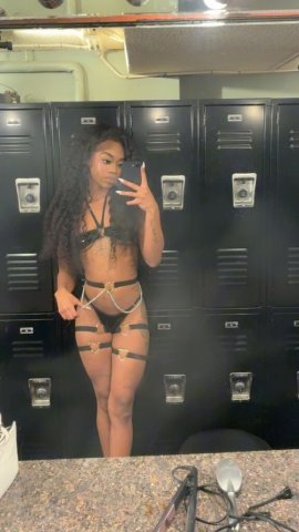 Girl Next Door - 25 - 1