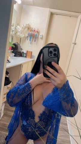 Happy Valentine's Day come see me 🥰😛❤ - 25 - 1