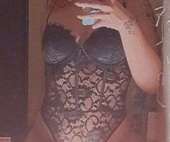 Indianapolis escorts - QV&HHR specials for VDAY! - 26