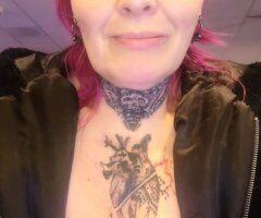 ⭐ Sexy Curvy🦇 Milf available now ⭐ - 48 - Image 3