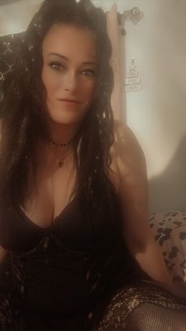 💋 HEY GUYS IM WORKING WITH A HOTT AS F**K FEMALE TONIGHT. TEXT ME TO SEE PICS. YOU WONT REGRET IT SHES SEXY AS F**K💋 - 39 - 1