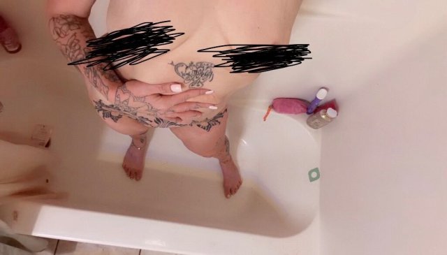 sexy, tatted and thick - 26 - 1