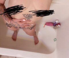 sexy, tatted and thick - 26 - Image 1