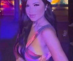 Looking 4 Sum face paint & My Throat & Pussy is ready for some FUN 🤩 - 28 - Image 5