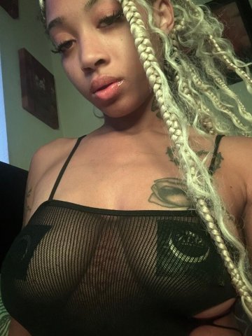 SEXY PETITE LIGHTSKIN EBONY - 22 - 1