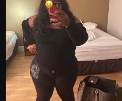 North Bay escorts - If you’re still awake this is for you 🖤 Late-night head 👅 specials until sunrise 🌅 - 26