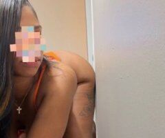 Orange County escorts - Freaky with a Fat Ass 🍑Pretty Feet 👣 Pink Shaved Pussy 🌷Thick thighs😍 - 26