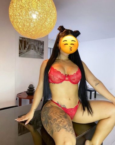 😙😈😈Hello daddy 😘 my name is Adriana, only AVAILABLE for this week 🤩🤩 - 24 - 1