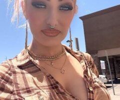 ** iNCALLS AND OUTCALLS ** Full service sessions w/ additional add-ons available 😉 - 34 - Image 3