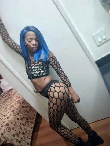 😘Cum get me wet and steamy, 🥴served delicious🍦Slimthick & funsize🎁🤗💘🥰 Winter Hhr & FS Hr Deals Going 😜💋 Greek & Party Friendly 🤩😘 - 25 - 1