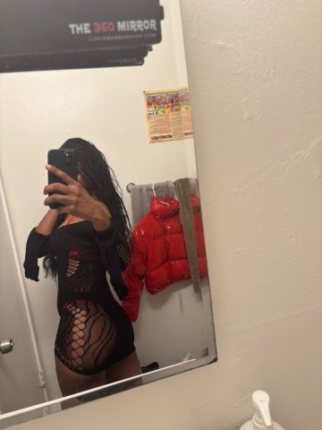 wet💦& petite 🥰 the sweetest piece of chocolate🍫 you'll ever meet👅😉 - 26 - 1