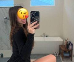 Hola soy una Chica de Venezuela 🇻🇪 soy versatil creativa y Morbosa.Vamos a pasarla rico😋❤🇻🇪😍😏🫶🏻 - 25 - Image 2