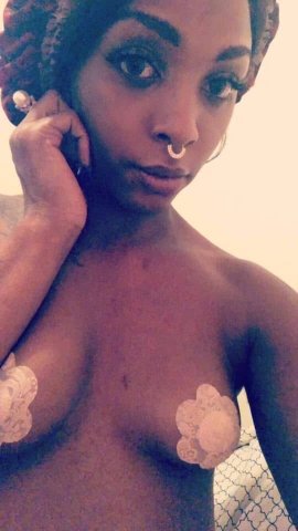 come be my valentine!!!!!Visiting all the way from Philadelphia come submit - 37 - 1