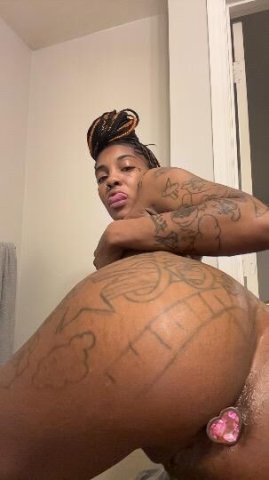 MONEYY "Yo Favorite Squirter" - 29 - 1