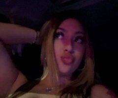 Chicago escorts - AVAILABLE NOW - 24