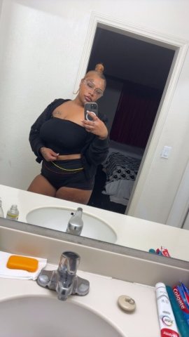 DISCREET. DECADENT. IRRESISTIBLE — SILK ON SKIN, LUST IN MY SMILE. A PRIVATE FANTASY FOR MEN WHO PAY FOR TEMPTATION, NOT PERMISSION. POLISHED IN PUBLIC. FILTHY BY INVITATION. 💎 - 24 - 1