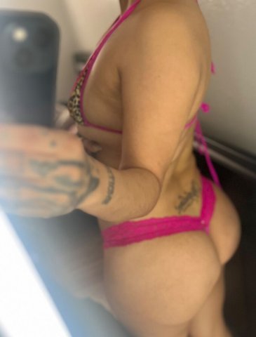 freaky latina , mcallen 25/8 📍 - 19 - 1