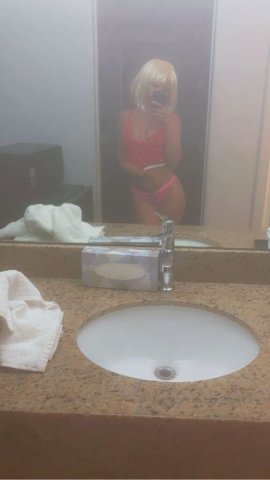 🍭🍭🍭🍭🍭🍭🍭🍭🍭🍭🎄qv200 Avavilable now!!🏖🏖💋holiday special for Ebony🍒🍒text for meet now cash/apple pay accepted cash ok INCALL AVAVAILABLE NOW!! qv hhr hrs also available - 21 - 1