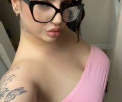 Upscale Curvy Bombshell Brunette - 27 - Image 2