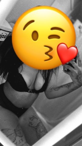 bare back full service specials 120 full service qvs 100 bbjs 150 2 pop im very real verification required - 26 - 1