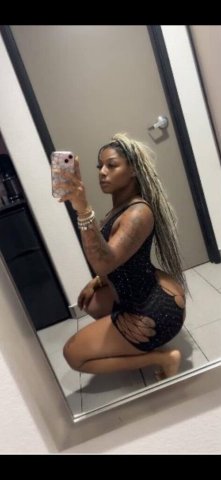 2 GIRLS A OPTION 😘 - 22 - 1