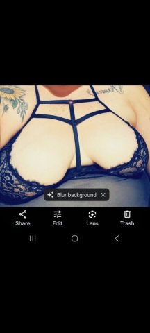I am ready to cum and I HAVE INCALL AVAILABLE! Who wants to fuck around with a wild milf Im horny!!! Lets fuck! - 44 - 1