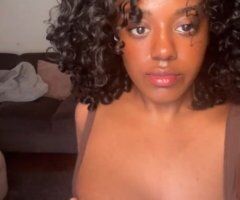 Soft Feminine And Tight 🌸...Available for Outcalls & CarDate ❣ - 24 - Image 3