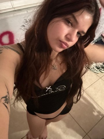 emo cute girl looking to have fun💦 - 21 - 1