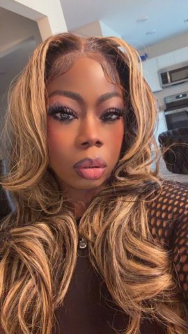 Classy but sassy sexy and sensual it's Miss Juicy Jade - 31 - 1