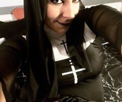 Fetish Queen - 41 - Image 10