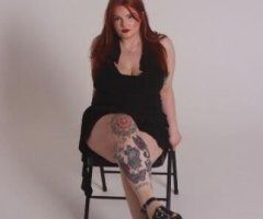 SEDUCTIVE IRISH REDHEAD - 25 - Image 2