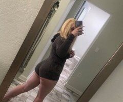 Upscale Blonde Bombshell 💃🏼🐰 Barns Crossing - 20 - Image 2