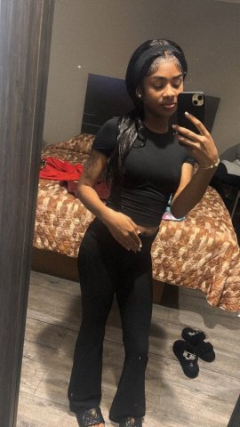 Worth The Click💦 - 18 - 1