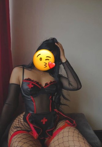 available 🩵to please your 💚desires, I can besubmissive or 💚dominant if you want - 22 - 1