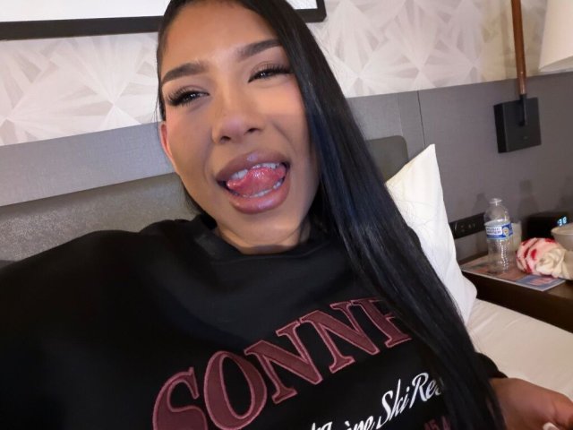 2 GIRL DEAL CREAMR & SQUIRTR come see - 22 - 1