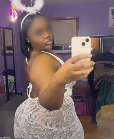 come let me deep throat your cock i want to make you bust a nice big juicy nut - 27 - 1