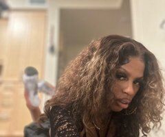 IN TOWN ASK ABOUT MY EXOTIC PERFORMANCE AND MENU COME SEE ME AT MY CLUB - 24 - Image 2