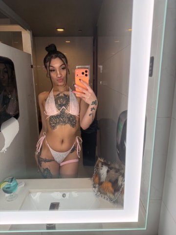 𝙀𝙭𝙘𝙡𝙪𝙨𝙞𝙫𝙚. 𝘼𝙙𝙙𝙞𝙘𝙩𝙞𝙫𝙚. 𝘼𝙡𝙬𝙖𝙮𝙨 𝙬𝙤𝙧𝙩𝙝 𝙞𝙩. 😏🔥💋 - 26 - 1
