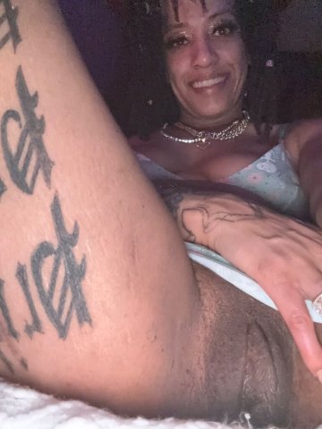 thirsty Thursdays I'm available - 36 - 1