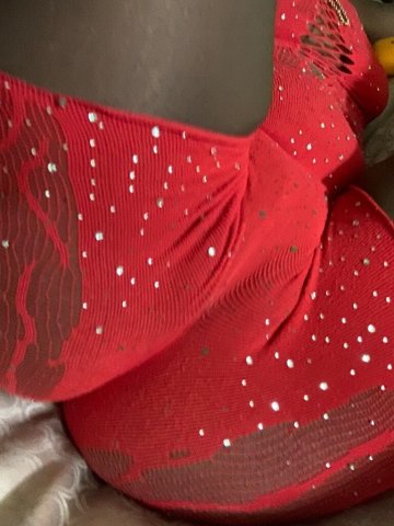 INCALL ONLY Follow The Rainbow 🌈 to this LUCKY 🍀POT OF GOLD 🍯💦 - 27 - 1