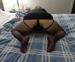 wet and ready to please - 35 - Image 11