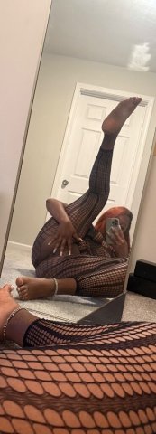 cum have the cinnamon experience 👅 clean & discrete unrushed meets 💫💋 INCALLS ALL NIGHT - 24 - 1
