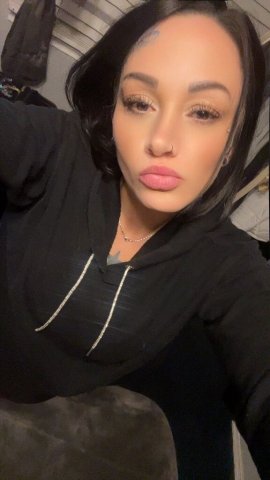 💕 Cum and experience the best...u wont be disappointed..this fat wrt oussy will have you mesmerized...!!! Cum and fill my pussy up....waitimg for you dadii💕💋 - 39 - 1