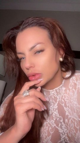 ♥♥ Hi i am claudia in Cleverland first time only 2 days 🍑🍑 - 28 - 1